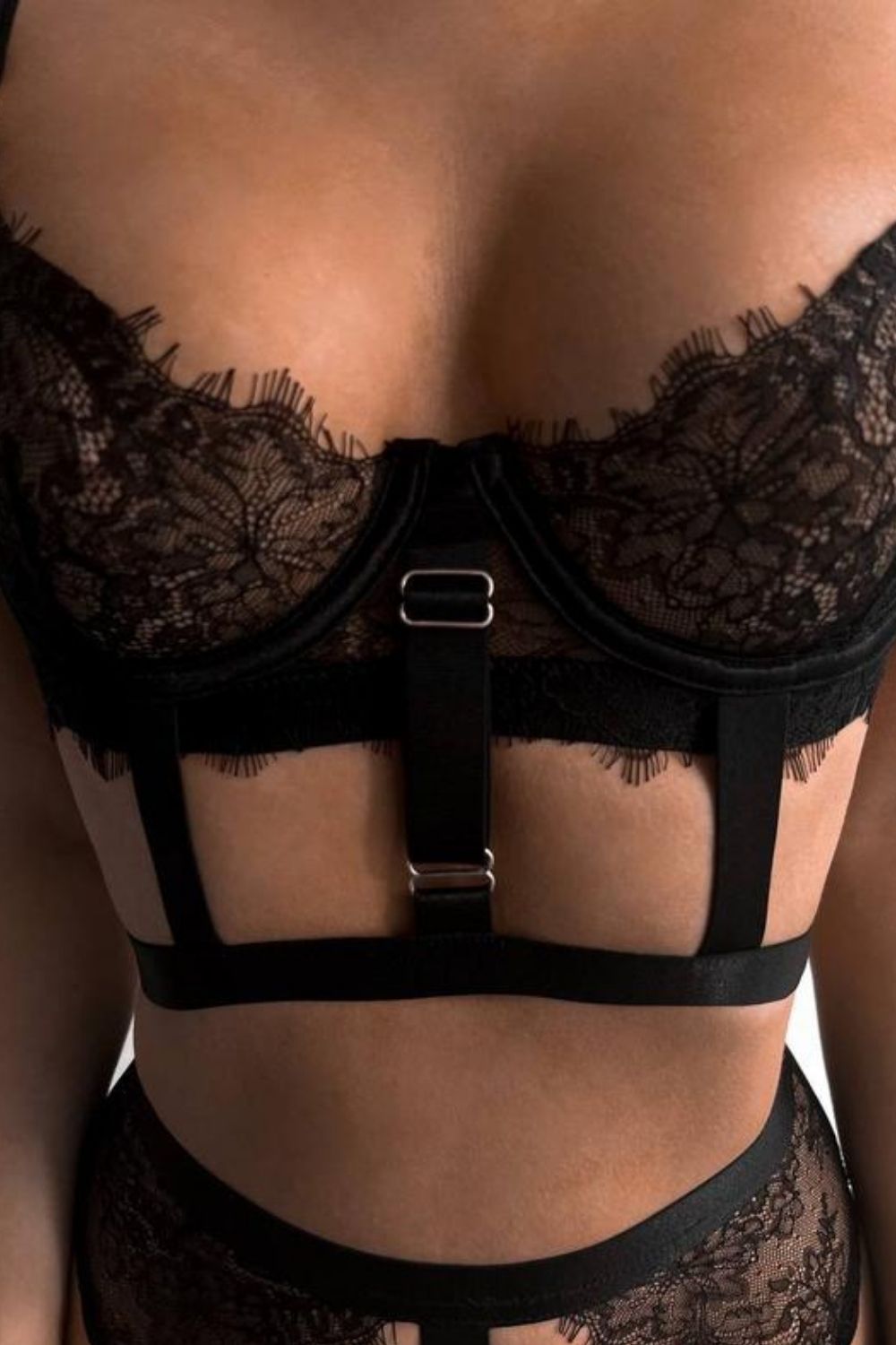 Ardélis Lace Strap Garter Set