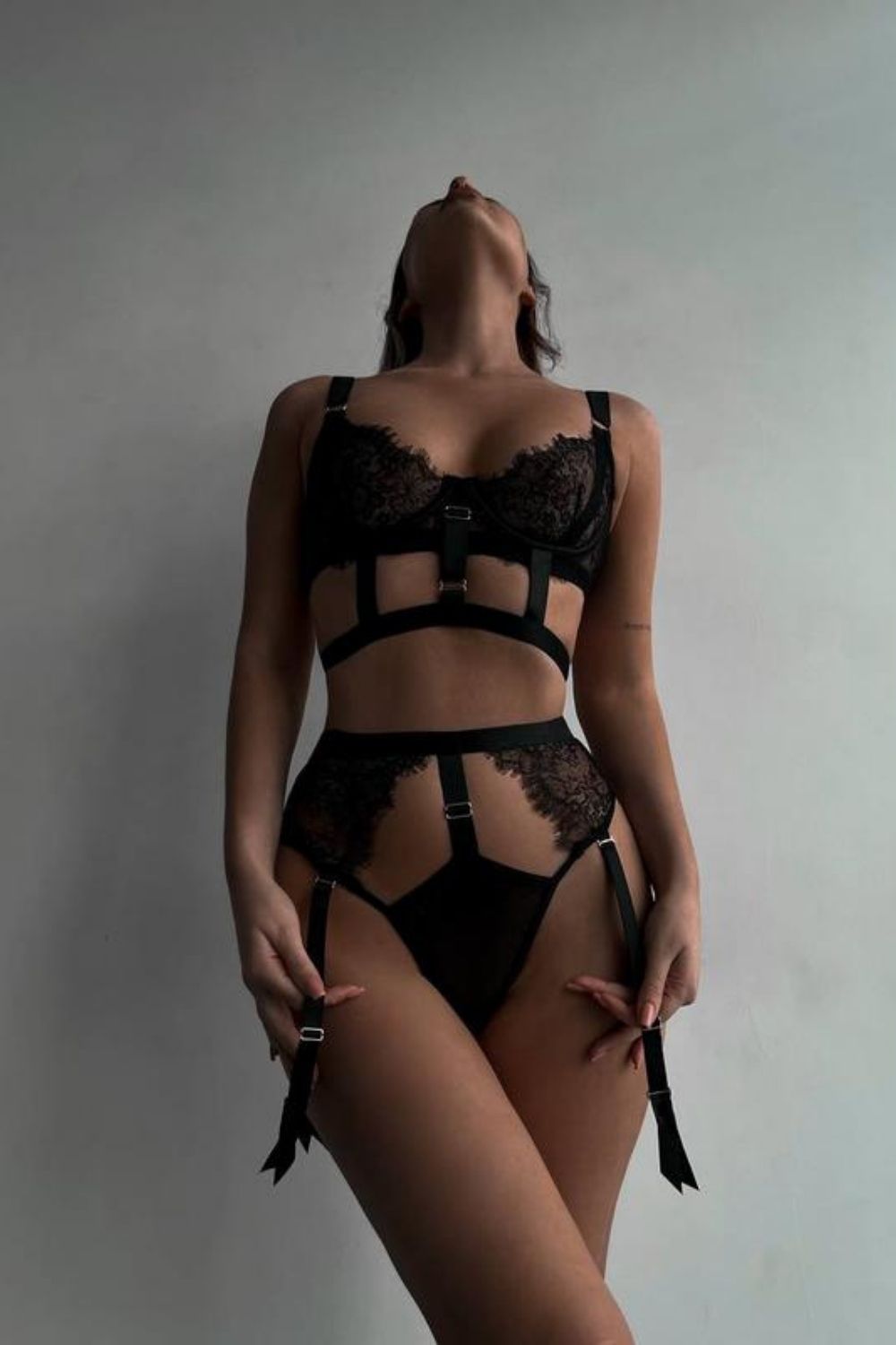 Ardélis Lace Strap Garter Set